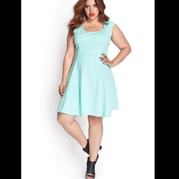 Plus size textured skater dress mint - Picture 1 of 1
